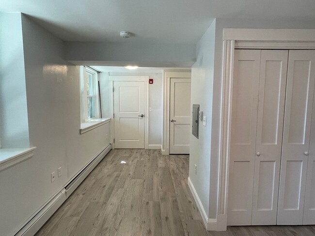 Building Photo - 233 Lafayette St