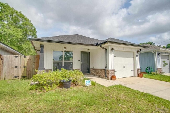 Building Photo - 8626 Walnut Ave