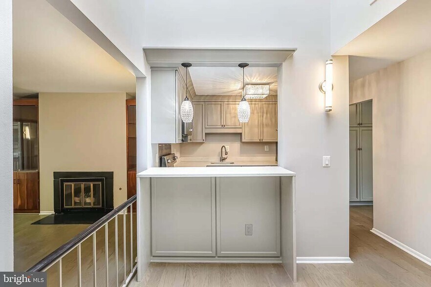 Building Photo - 2143 Colts Neck Ct