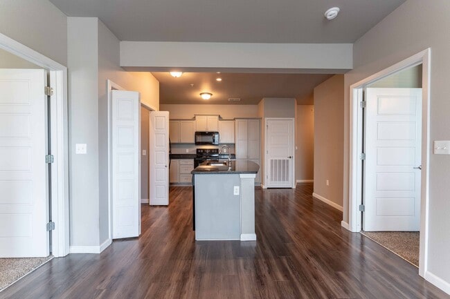 Kitchen Island - Coryell Commons