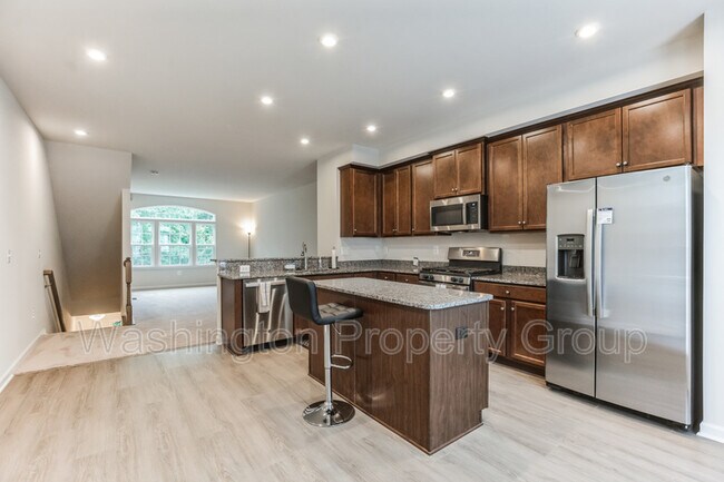 Building Photo - 18315 Reaper Hl Ct