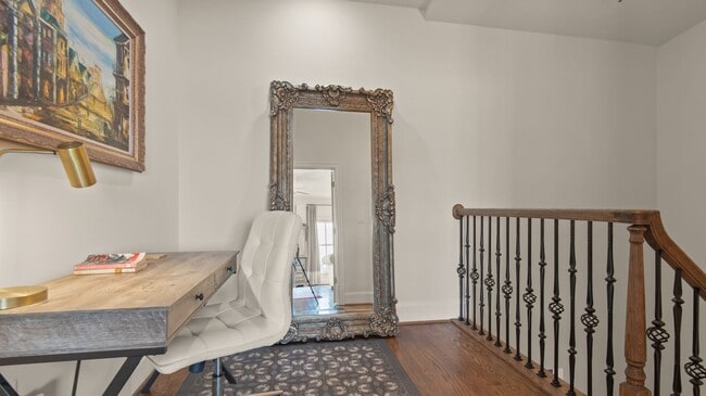 Building Photo - Waterfront living in the heart of Canton!