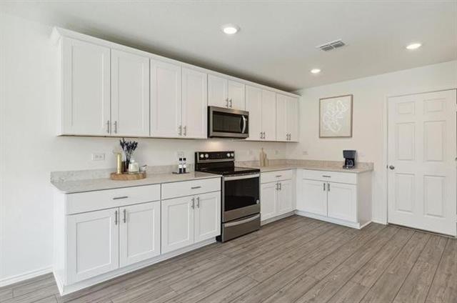 Building Photo - 2502 Carlow Ln