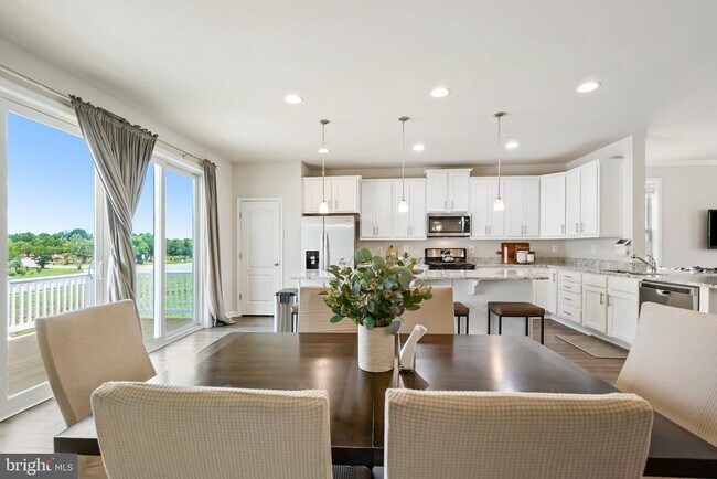 Building Photo - 6052 Krantz Dr