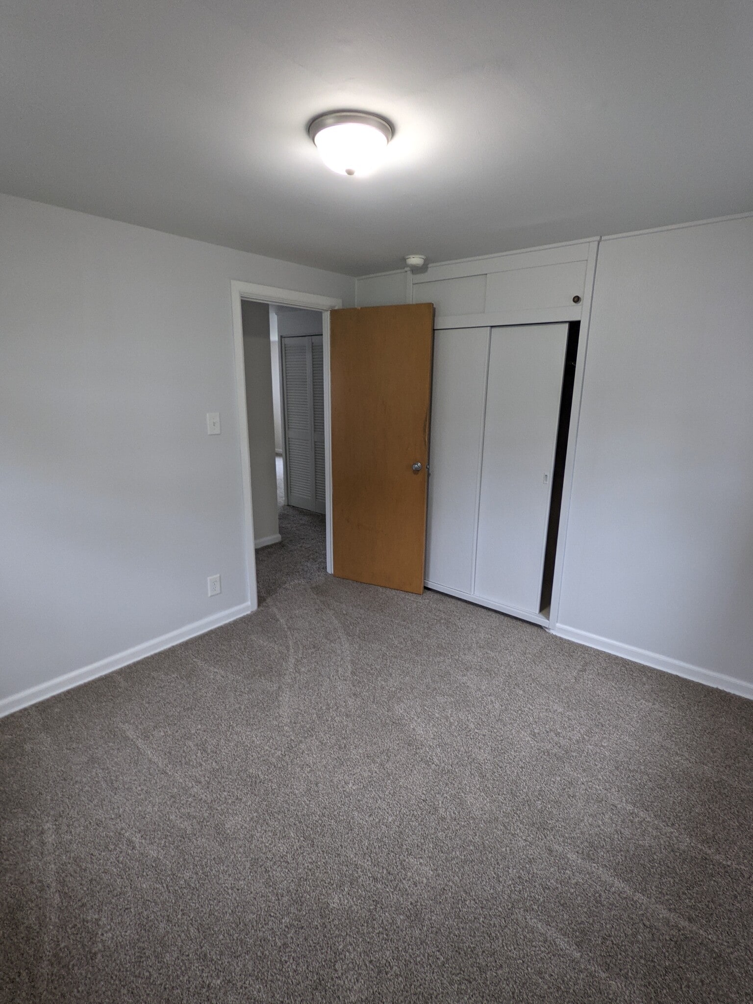 Building Photo - 3014 Sunnymede Ave