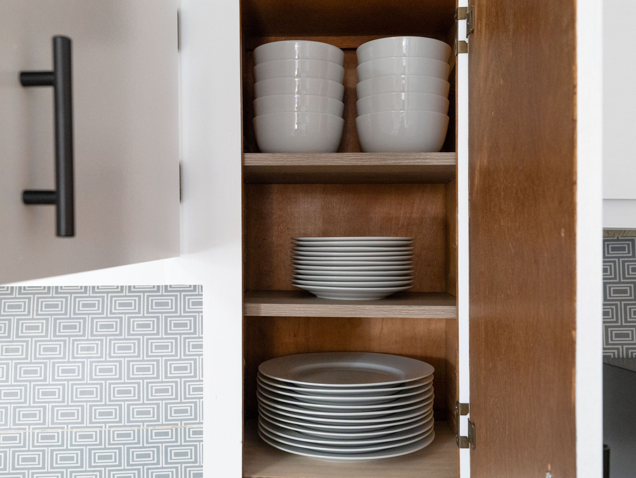 Building Photo - 168 School St