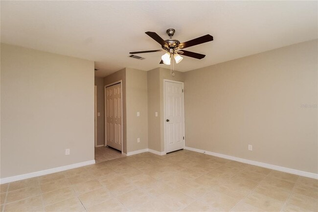 Building Photo - 900 Brennam Pl