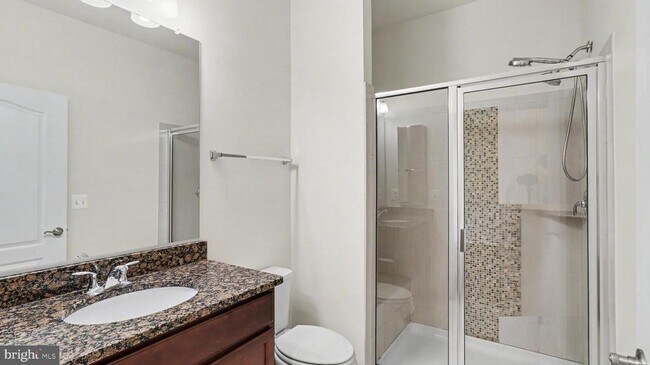 Building Photo - 40978 Spur Run Ln