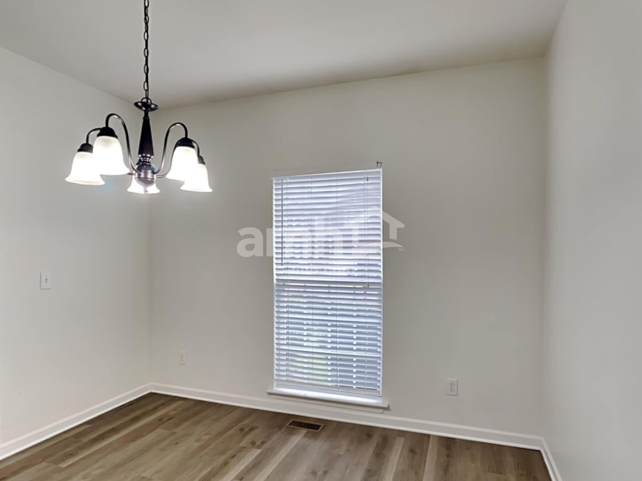 Building Photo - 1828 Annalee Dr