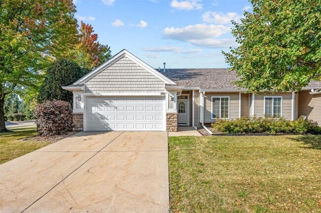 Building Photo - Village Run Avenue