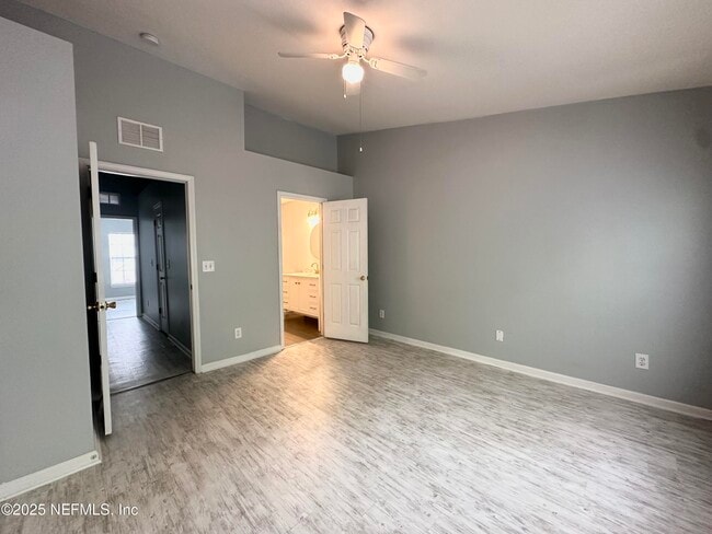 Building Photo - 3548 Lone Tree Ln