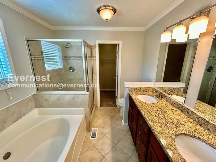 Building Photo - 655 S Preston Ct