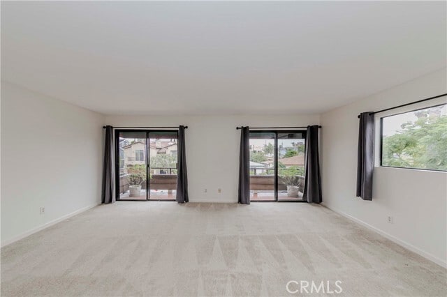 Building Photo - 1113 Steinhart Ave