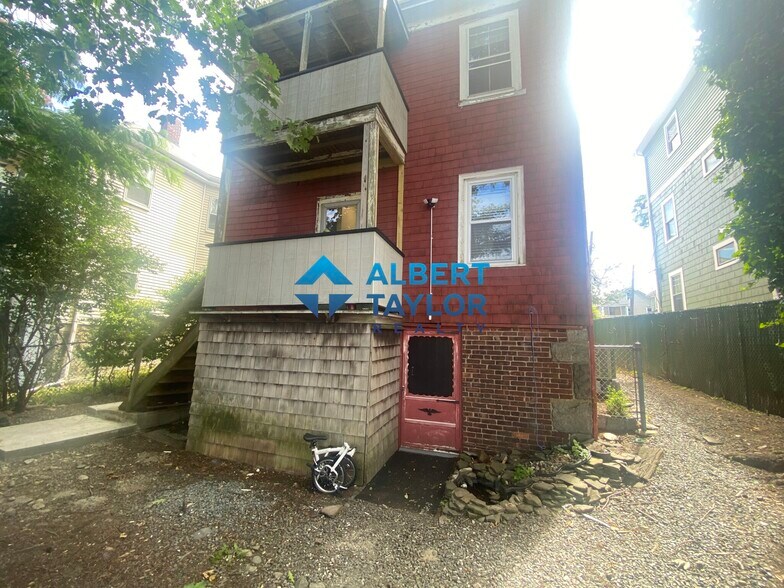 Building Photo - 18 Sawyer Ter