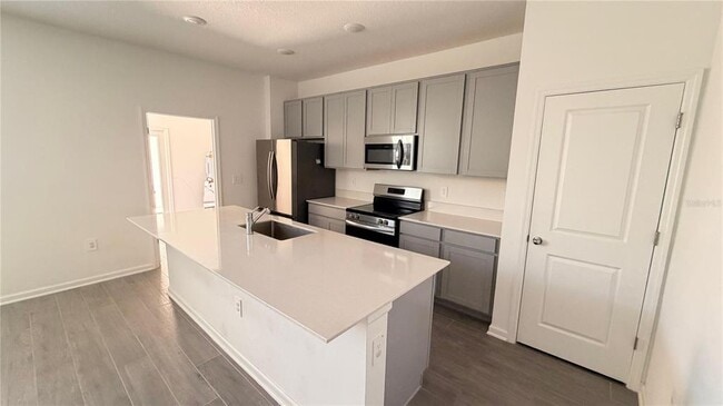 Building Photo - 6153 Blissful St