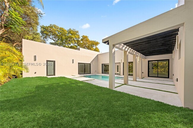 Building Photo - 12335 Griffing Blvd