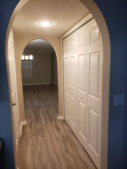 Building Photo - 76550 Longleaf Loop