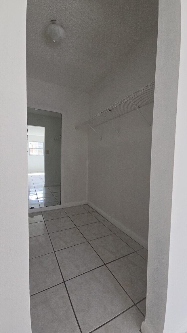 Building Photo - 3600 NW 21st St