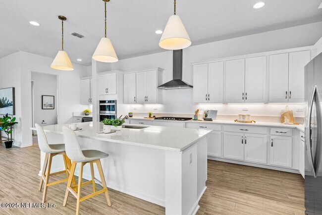 Building Photo - 469 Marquesa Cir