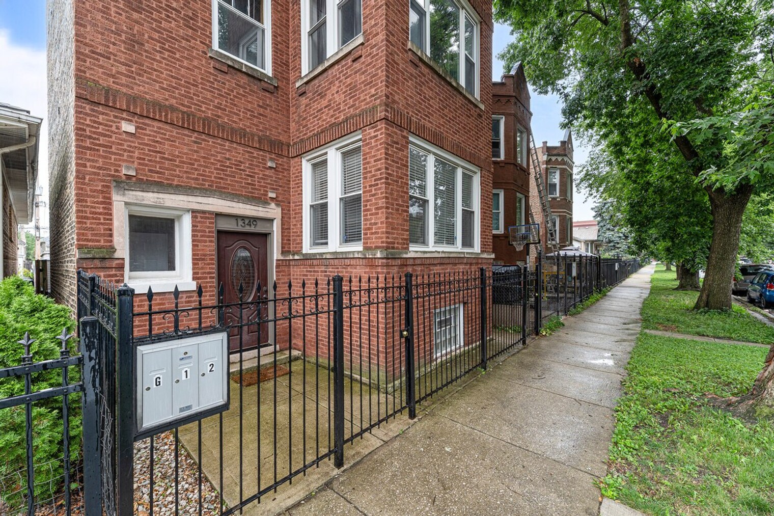 Building Photo - 1349 N Lawndale Ave