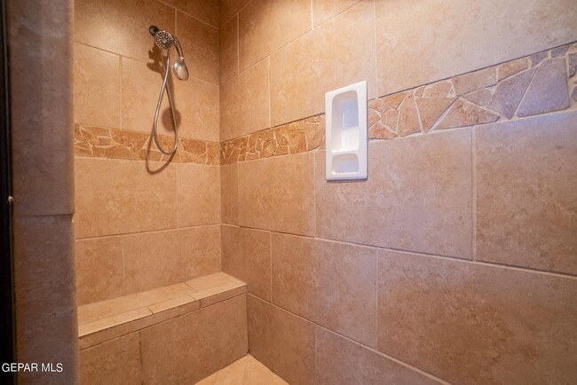 Building Photo - 3274 Maple Point Dr