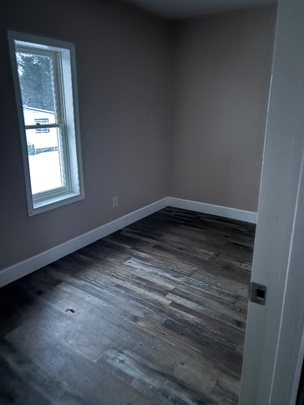 Building Photo - 2335 Maple Ave