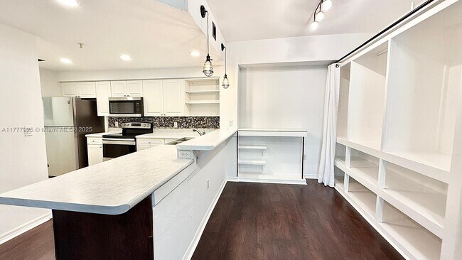 Building Photo - 2728 Anzio Ct