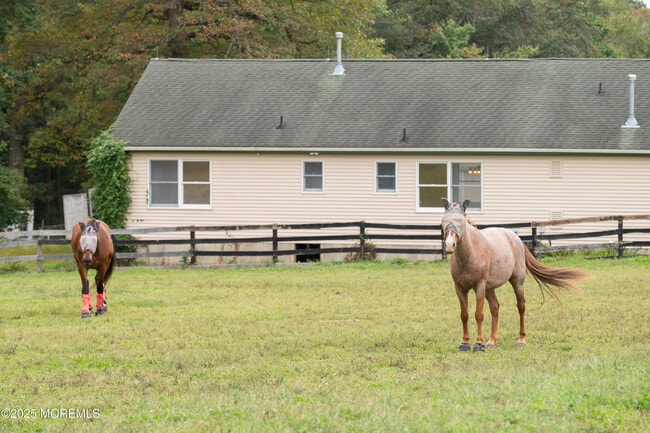 Building Photo - 631 Rte 524