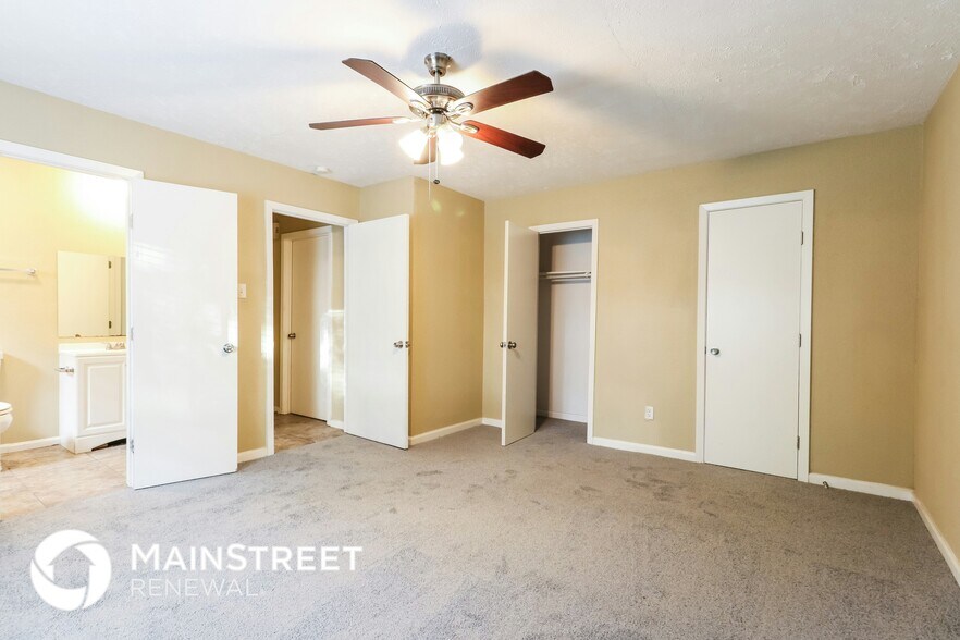 Building Photo - 2227 Lexington Woods Dr