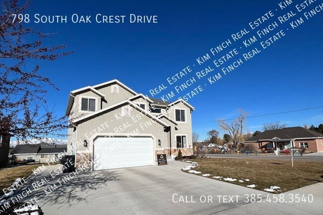 Building Photo - 798 S Oak Crest Dr