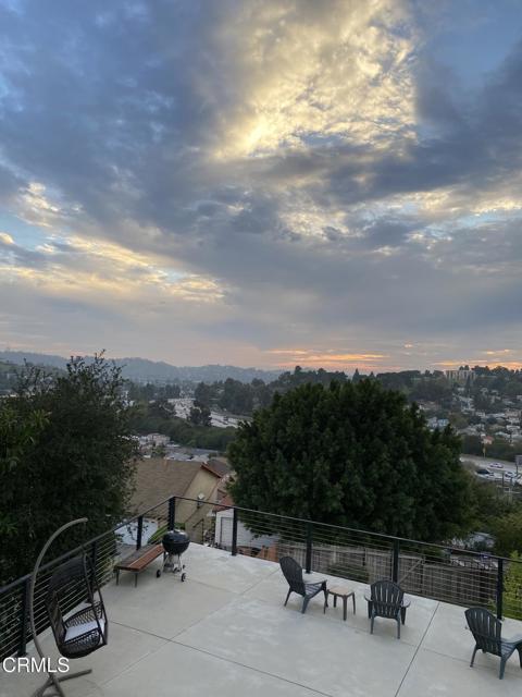 Building Photo - 4036 W Ave 42