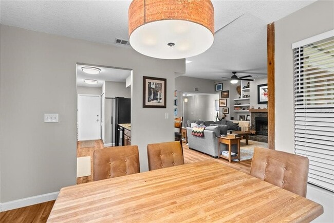Building Photo - 2468 Gulf Breeze Cir