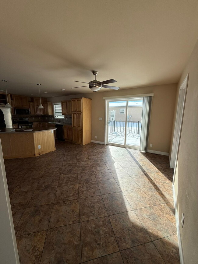 Building Photo - 106 Raven Way