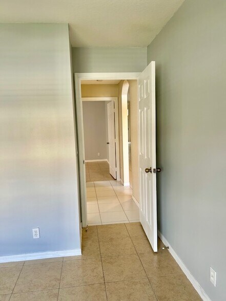 Building Photo - 3694 Miramontes Cir