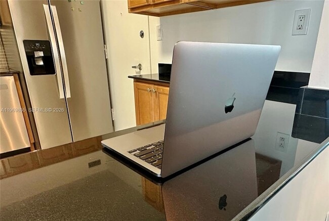 Building Photo - 5161 Collins Ave