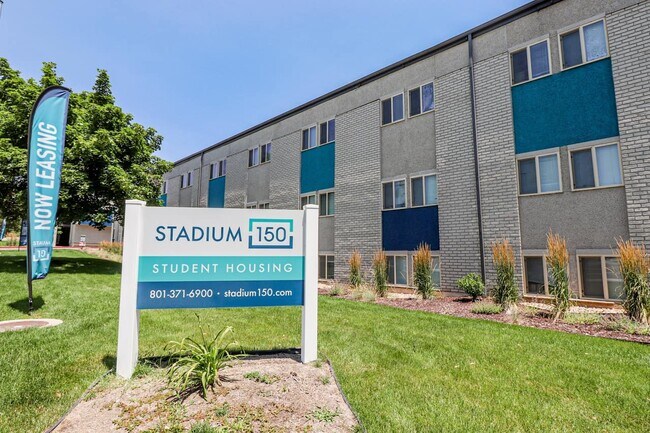 Primary Photo - Stadium150