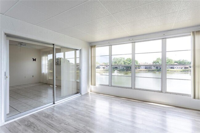 Building Photo - 3840 Staysail Ln
