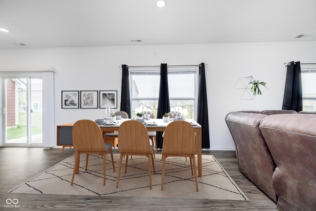 Building Photo - 5844 Cherrywood Ln