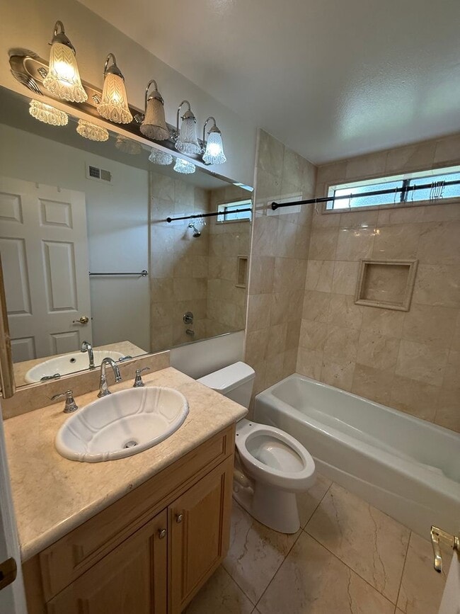 Building Photo - 2 Car Garage Capri in Leisure Village Senior Community