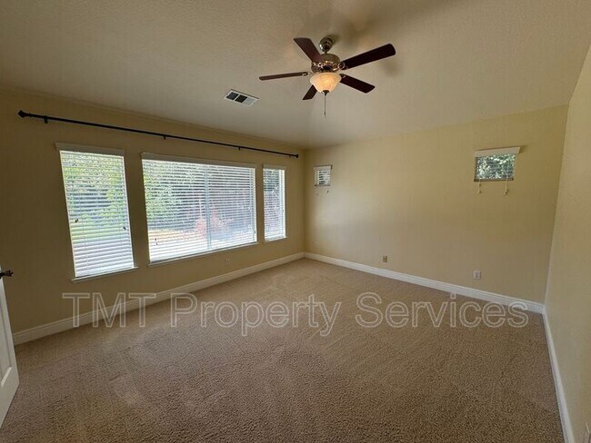 Building Photo - 2144 Gold Hollow Ct