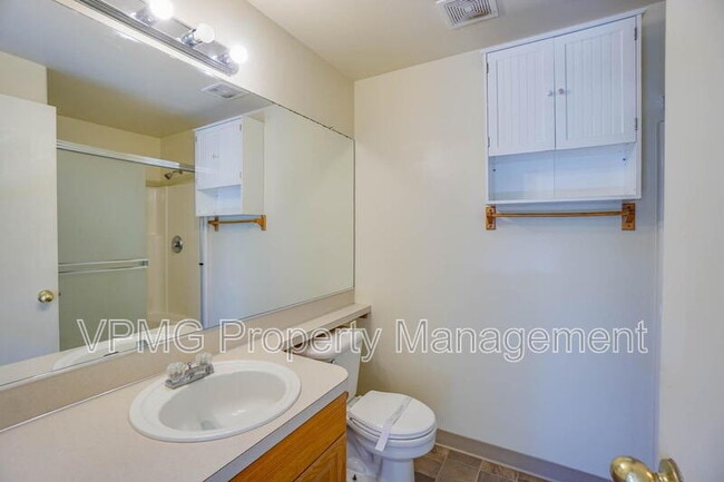 Building Photo - 3107 NE 148th Ave