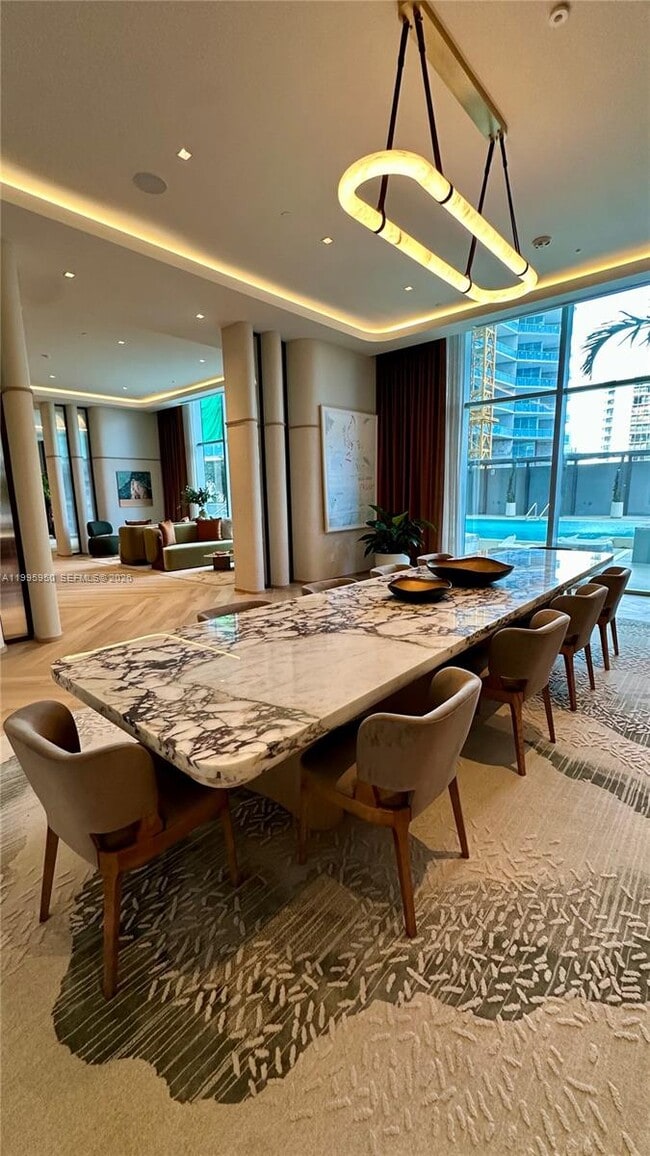 Building Photo - 77 SE 5th St