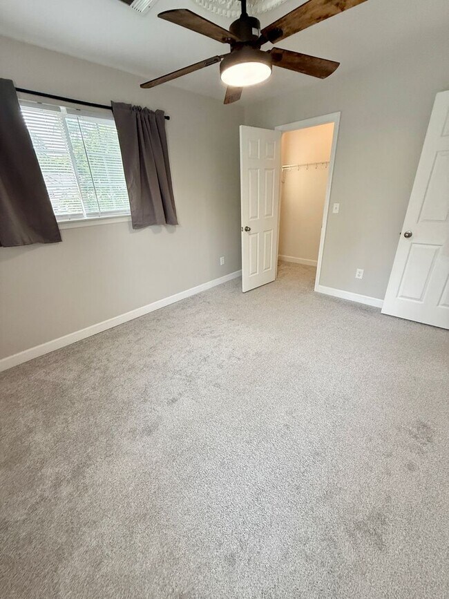Building Photo - Convenience Meets Privacy – Updated 2BR Condo Minutes from Marina & Shopping! $1600/mo