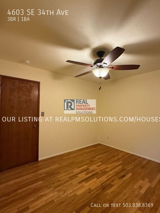 Building Photo - 4603 SE 34th Ave