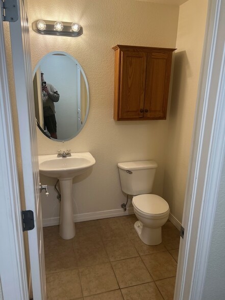 Building Photo - 2445 Cutters Cir