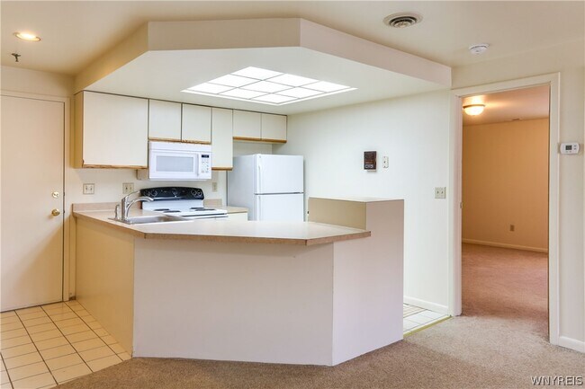 Building Photo - 1250 Youngs Rd
