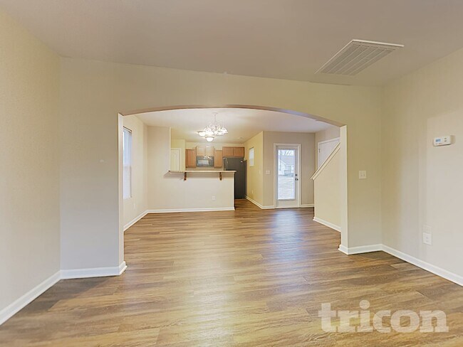 Building Photo - 572 Gentle Breeze Ln