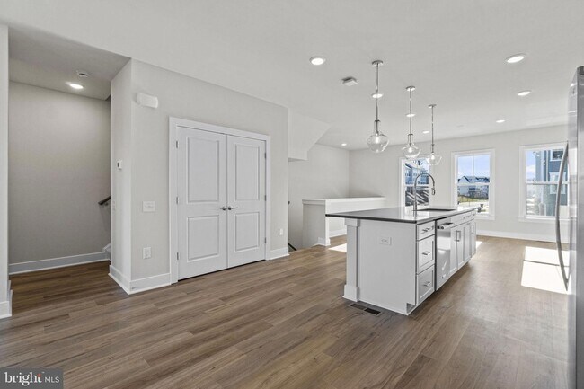 Building Photo - 17217 Turnstone Dr