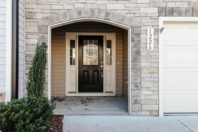 Building Photo - ** COMING SOON** Gorgeous Raleigh Townhome...