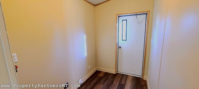 Building Photo - !!! One month's Rent Credit 2025!!! 3 Bed ...